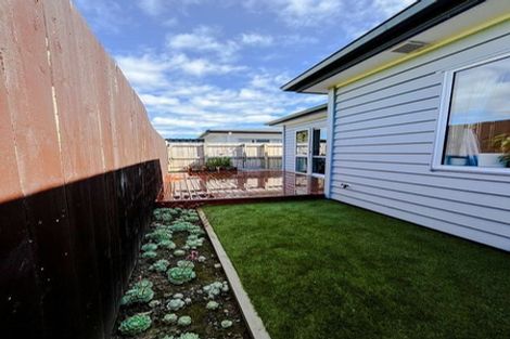 Photo of property in 21 Harore Road, Takanini, 2112