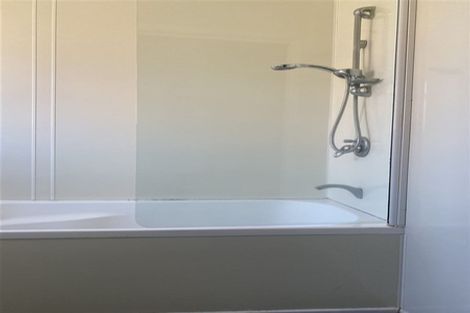 Photo of property in 30 Fernaig Street, Papakura, 2110