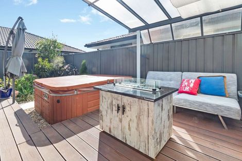 Photo of property in 5 Taffe Crescent, Pyes Pa, Tauranga, 3112