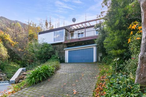 Photo of property in 54 Voelas Road, Lyttelton, 8082