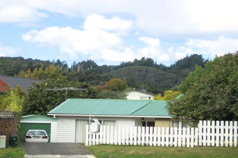 Photo of property in 8 Dunrobin Grove, Silverstream, Upper Hutt, 5019