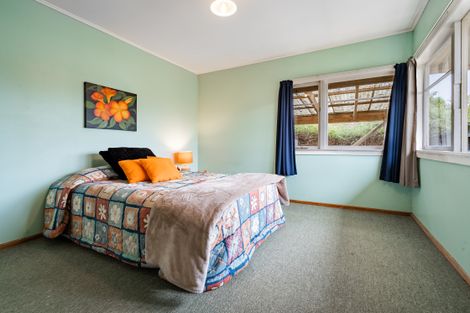 Photo of property in 330 Glengarry Road, Glen Eden, Auckland, 0602