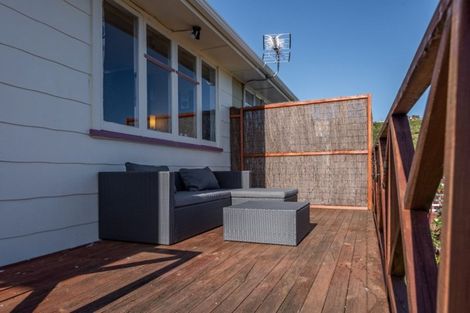 Photo of property in 52 Raukawa Street, Strathmore Park, Wellington, 6022