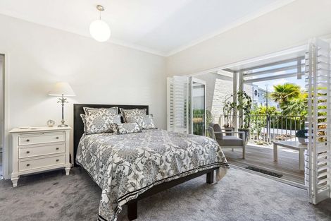 Photo of property in 4 Puriri Boulevard, Orewa, 0931