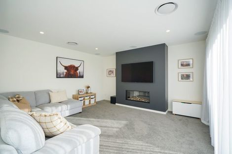 Photo of property in 6 Chatham Rise, Seaward Bush, Invercargill, 9812