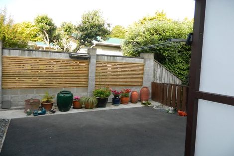 Photo of property in 2/9 Ash Grove, Ranui, Porirua, 5024