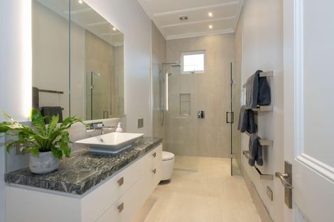 Photo of property in 86 Sarsfield Street, Herne Bay, Auckland, 1011