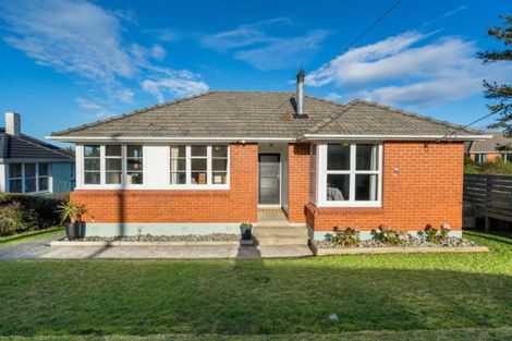 Photo of property in 2 Ballantyne Street, Waverley, Dunedin, 9013