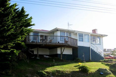 Photo of property in 39 Hiwi Crescent, Titahi Bay, Porirua, 5022