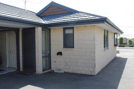 Photo of property in 12a Grassmere Street, Papanui, Christchurch, 8052