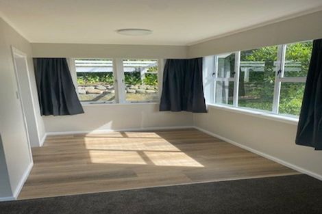 Photo of property in 216a Waddington Drive, Naenae, Lower Hutt, 5011