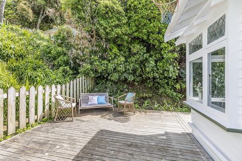 Photo of property in 79a Mills Road, Brooklyn, Wellington, 6021