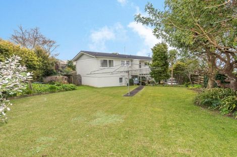 Photo of property in 3 Denyer Place, New Lynn, Auckland, 0600