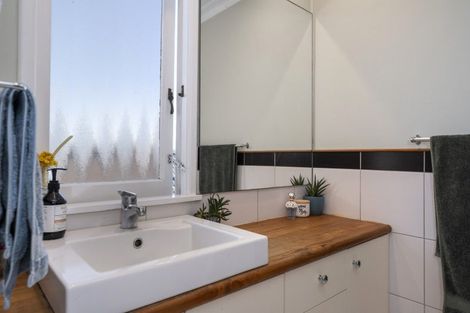 Photo of property in 100 Mansels Road, Parkvale, Tauranga, 3112