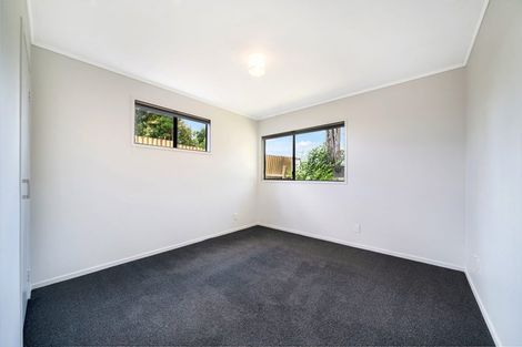 Photo of property in 1/11 Ranui Station Road, Ranui, Auckland, 0612