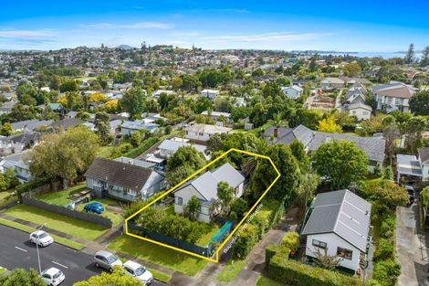 Photo of property in 19a Gibraltar Street, Howick, Auckland, 2014