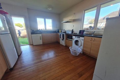 Photo of property in 2/111 Waimairi Road, Ilam, Christchurch, 8041