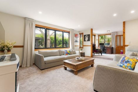Photo of property in 2 La Cumbre Close, Bethlehem, Tauranga, 3110