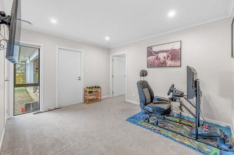 Photo of property in 298 Red Hills Road, Taupaki, Henderson, 0782