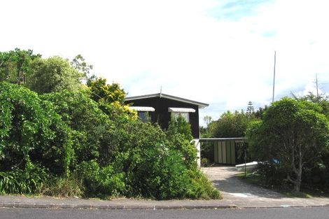Photo of property in 12 Waiau Street, Torbay, Auckland, 0630