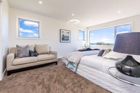 Photo of property in 3 Tuangi Street, Long Bay, Auckland, 0630