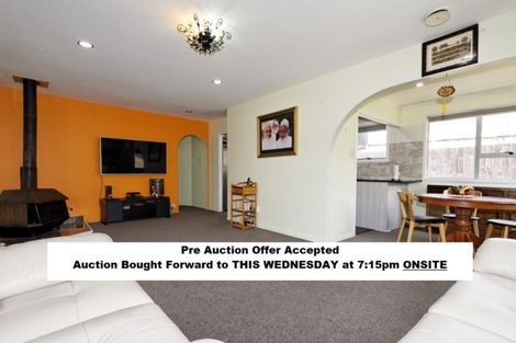 Photo of property in 28 Matama Road, Glen Eden, Auckland, 0602