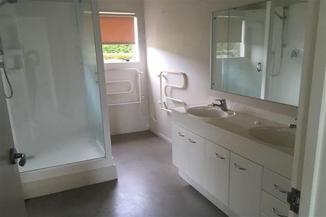 Photo of property in 14 Burberry Road, Karaka, Drury, 2578