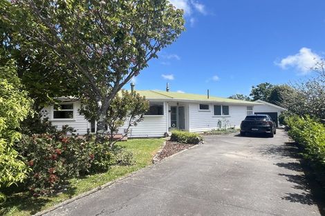 Photo of property in 9 Nimmo Avenue West, Waikanae, 5036