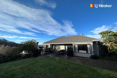 Photo of property in 106 Glenross Street, Glenross, Dunedin, 9011