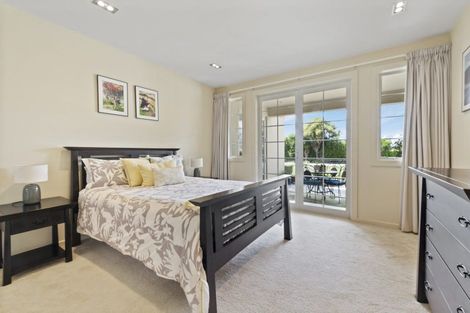 Photo of property in 15 Tarahunga Road, Levin, 5571