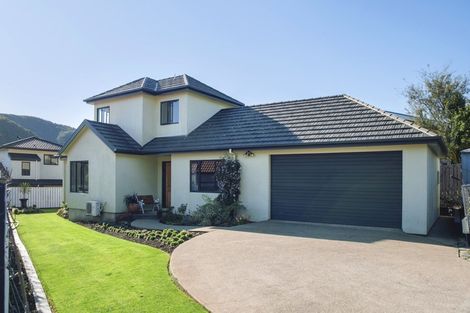 Photo of property in 71a Moana View Road, Waikawa, Picton, 7220