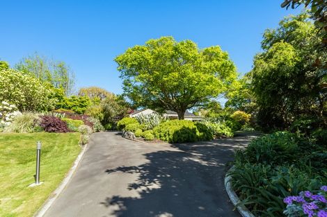 Photo of property in 12 Ngarara Road, Waikanae, 5036
