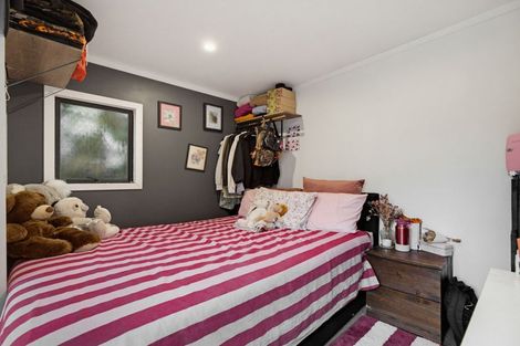 Photo of property in 2/33f Springs Road, Parakai, 0830