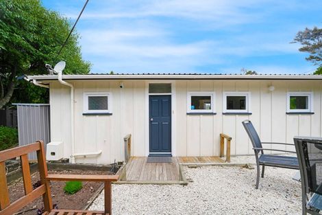 Photo of property in 1/66 Manuka Road, Glenfield, Auckland, 0629