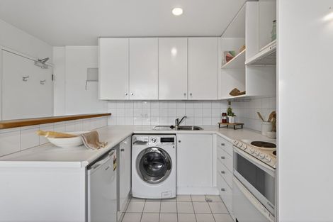 Photo of property in 9/15 Peterborough Street, Christchurch Central, Christchurch, 8013