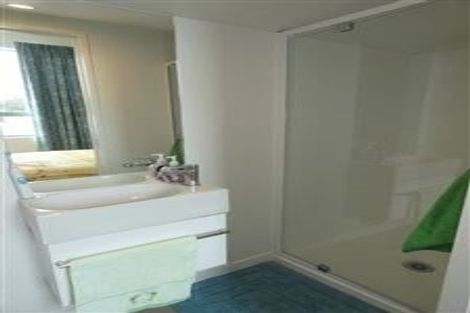 Photo of property in 15/2 Stone Street, Miramar, Wellington, 6022