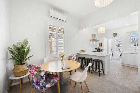 Photo of property in 7 Cruickshank Street, Kilbirnie, Wellington, 6022