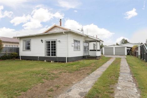 Photo of property in 22 Thyra Street, Dannevirke, 4930