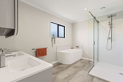 Photo of property in 4 Jane Deans Close, Riccarton, Christchurch, 8011