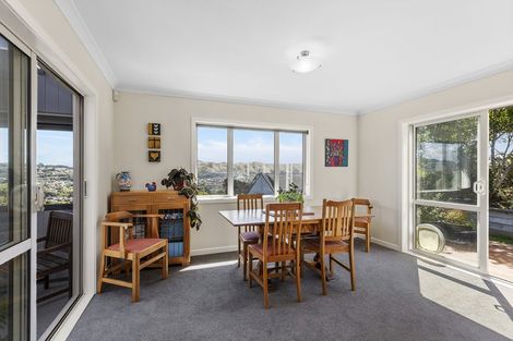 Photo of property in 7 Montserrat Place, Grenada Village, Wellington, 6037