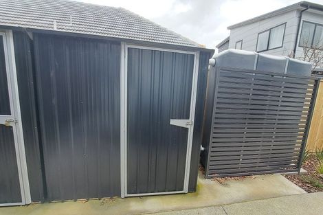 Photo of property in 22b Palmer Crescent, Silverstream, Upper Hutt, 5019