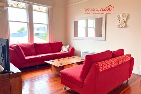 Photo of property in 43 Connaught Terrace, Brooklyn, Wellington, 6021