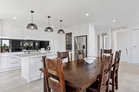 Photo of property in 76 Edgecumbe Road, Tauranga, 3110