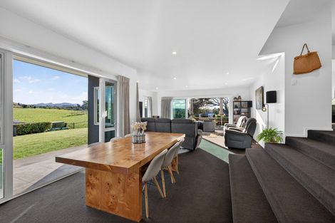 Photo of property in 15 Lionel Place, Mapua, 7005