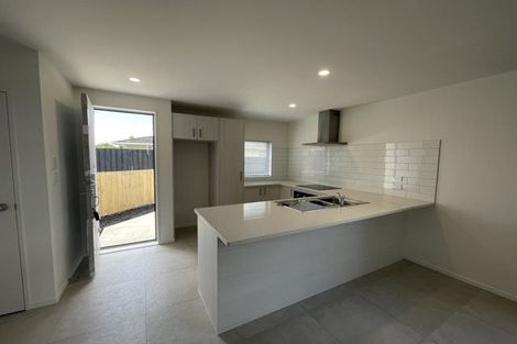 Photo of property in 15b Chadwick Crescent, Mangere East, Auckland, 2024