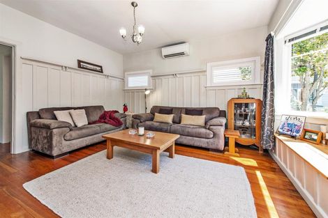 Photo of property in 98 Neville Street, Spreydon, Christchurch, 8024