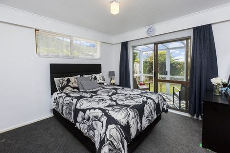 Photo of property in 9 Montana Road, Totara Park, Upper Hutt, 5018