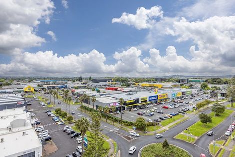 Photo of property in The Rennaissance, 9d/18 Ronwood Avenue, Manukau, Auckland, 2104