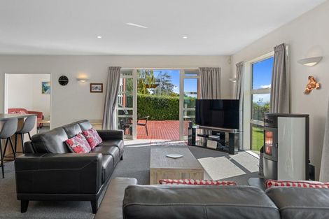 Photo of property in 18 Kenmure Drive, Huntsbury, Christchurch, 8022