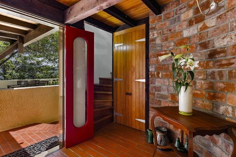 Photo of property in 74 Chatsworth Road, Silverstream, Upper Hutt, 5019